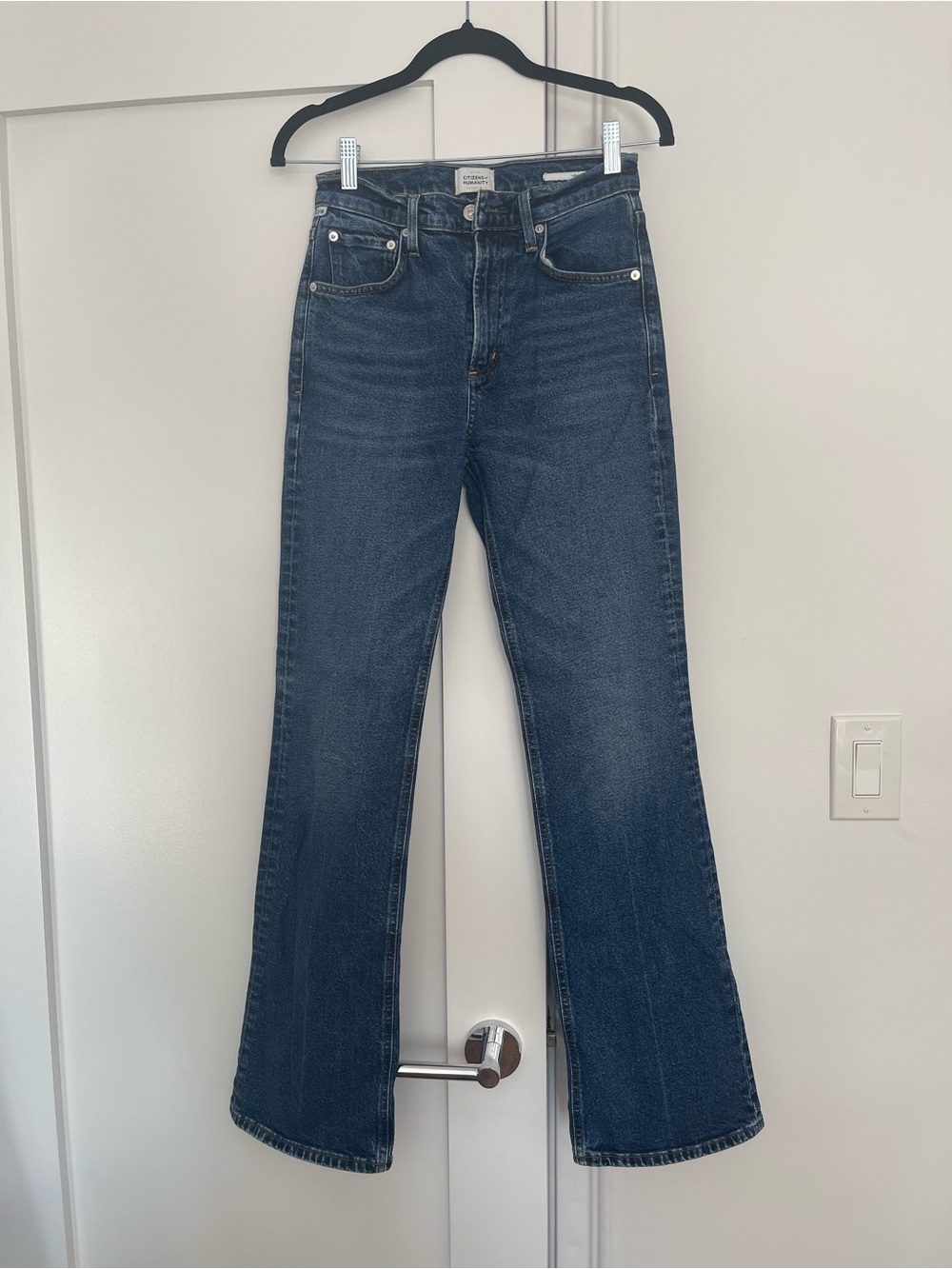 Citizens of Humanity Vidia Mid Rise Boot Jeans in Sutherland - Picture 3 of 6